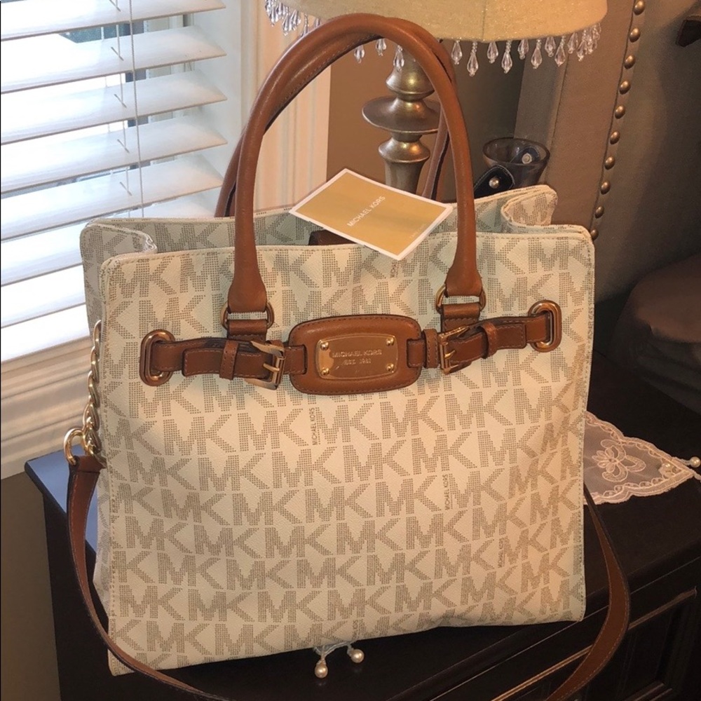 EUC MK Michael Kors Hamilton Tote matching wallet
